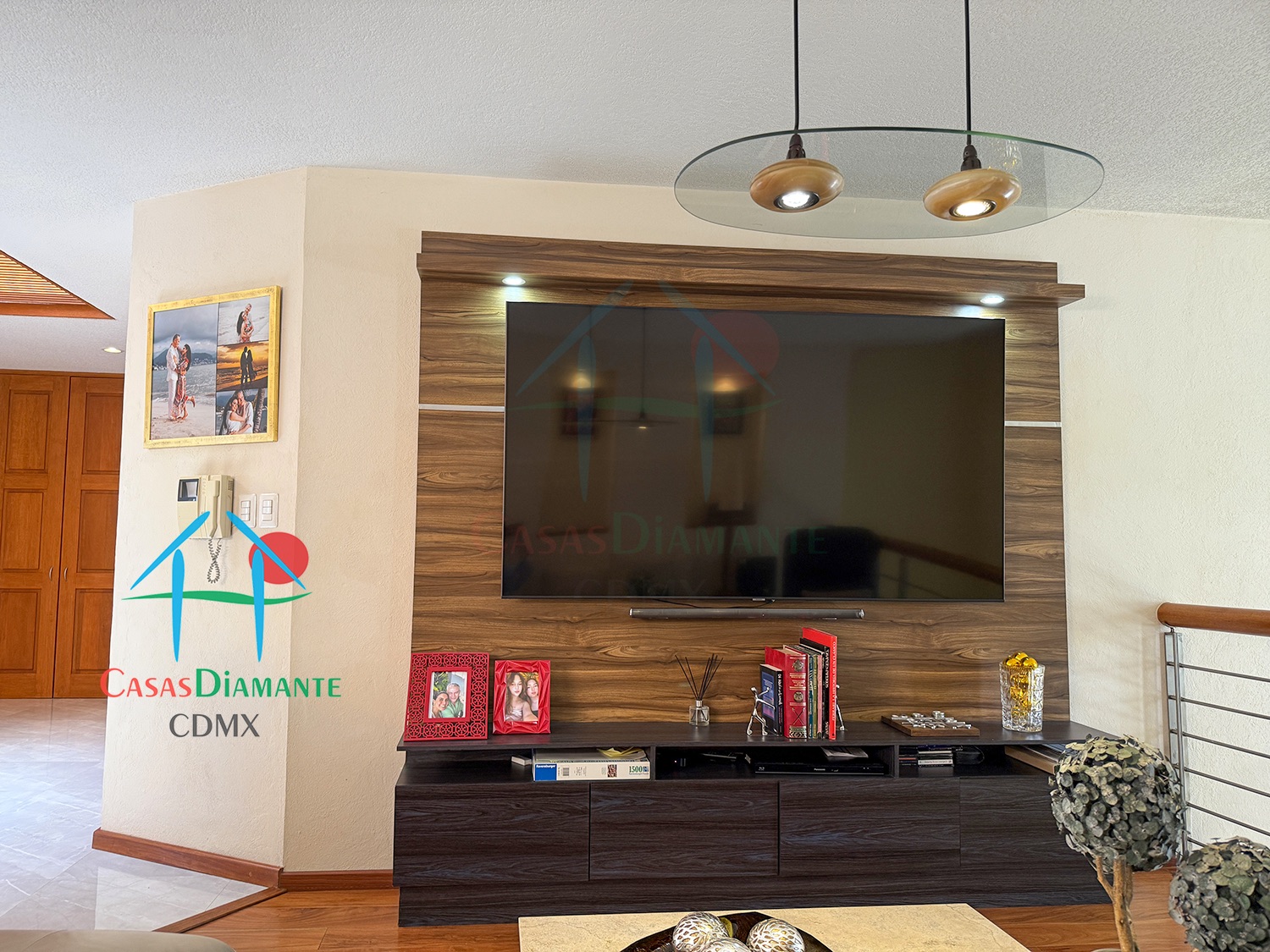 Las Aguilas Casa Iliada F - Sala de TV 2 Las Aguilas Casa Iliada F - Sala de TV 2